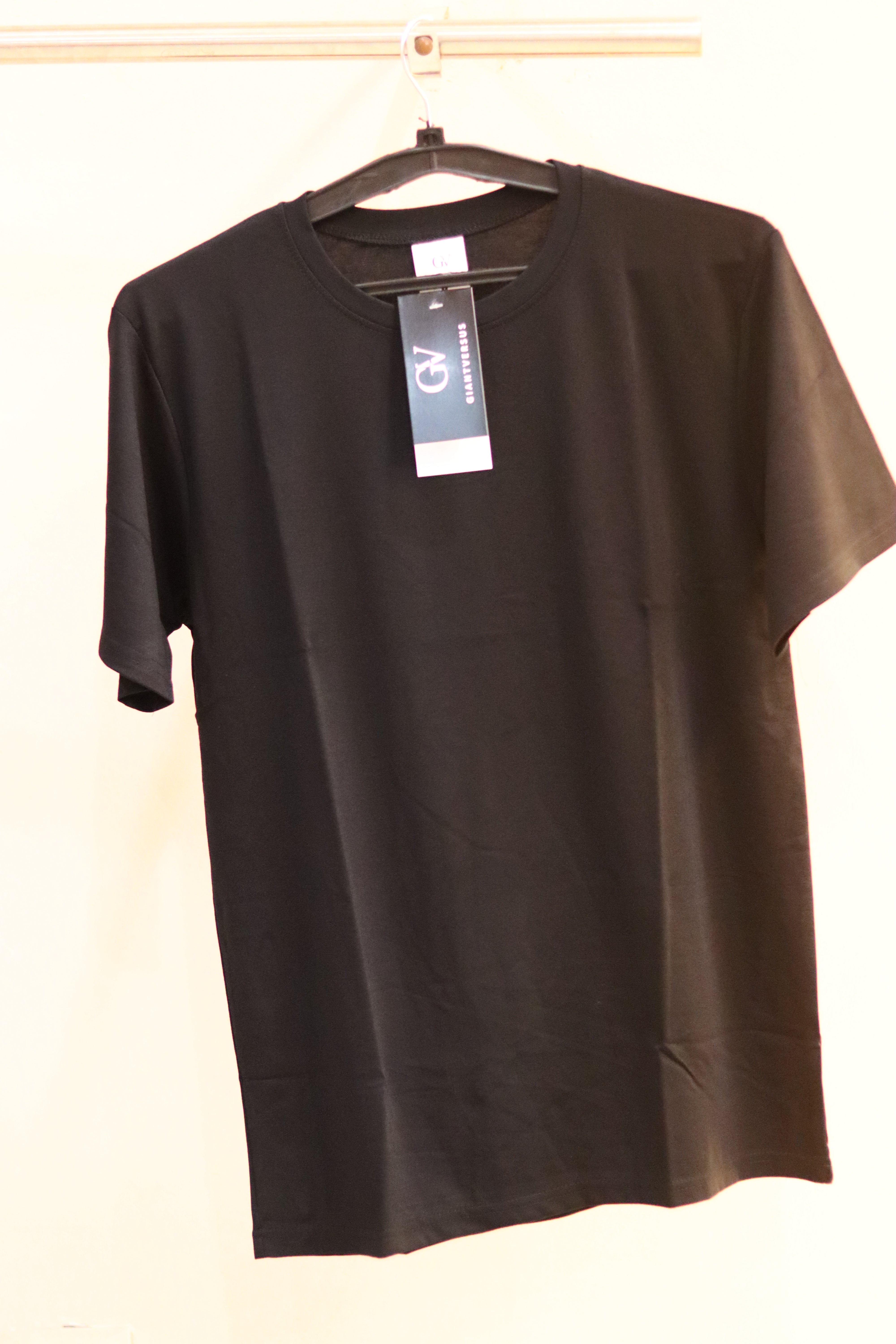 REGULAR FIT PLAIN T-SHIRT