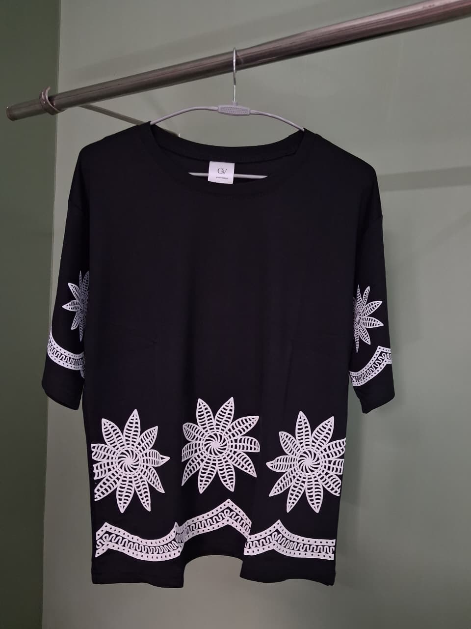 PRINTED OVERSIZED T-SHIRTS